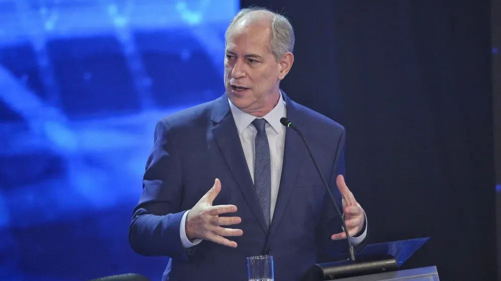 Ciro Gomes é incluído no Serasa por dívida de R$ 1 mil
