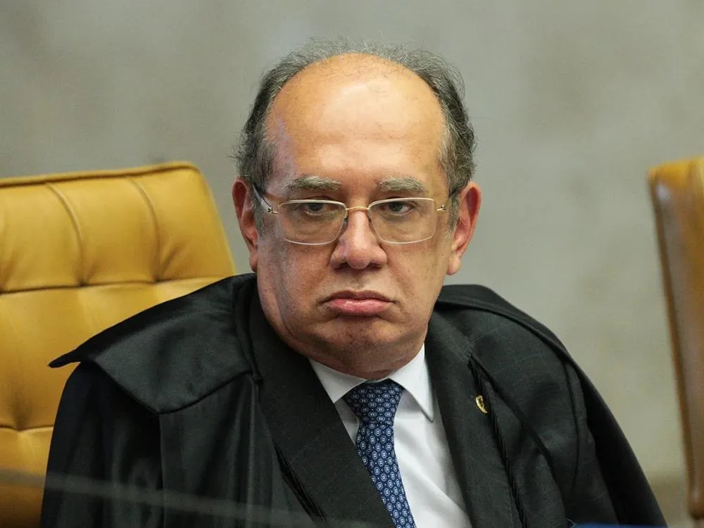 Justiça condena cidadão por criticar Gilmar Mendes em aeroporto — decisão gera polêmica