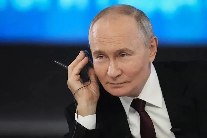 Putin sinaliza apoio a cessar-fogo na Ucrânia, mas quer discutir termos com os EUA