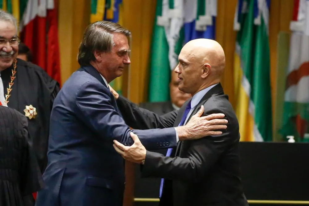 Alexandre de Moraes libera denúncia contra Bolsonaro para julgamento na 1ª Turma do STF