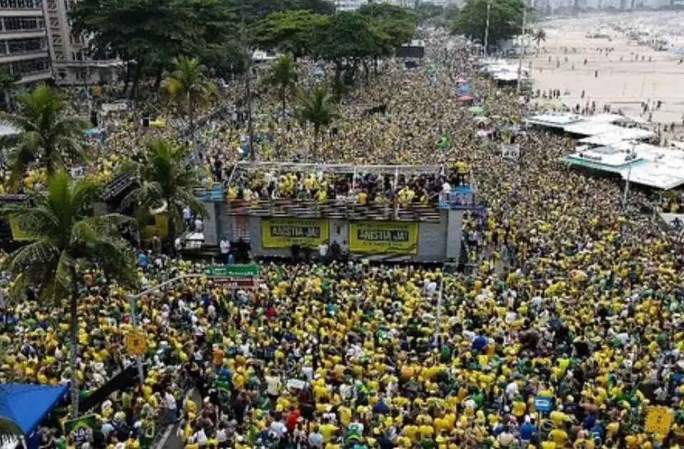 Bolsonaro denuncia perseguição: “Preso ou morto serei um problema para o STF“