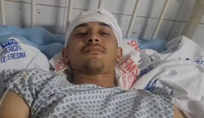 Amizade fatal: Jovem é empurrado de penhasco e se finge de morto para sobreviver