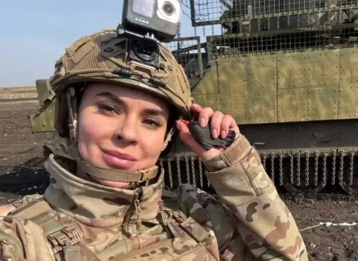 O perigo do jornalismo em zonas de guerra: Repórter da TV Russa morre na fronteira com a Ucrânia