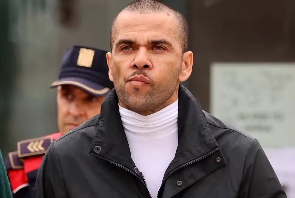 Justiça da Espanha revoga condenação de Daniel Alves