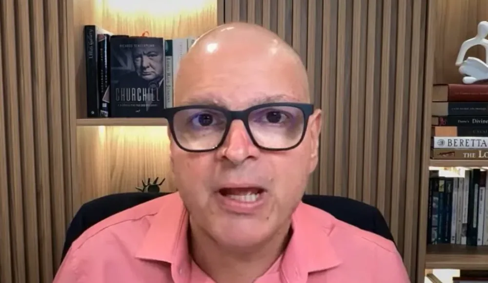 Alexandre de Moraes determina desbloqueio das contas de Rodrigo Constantino