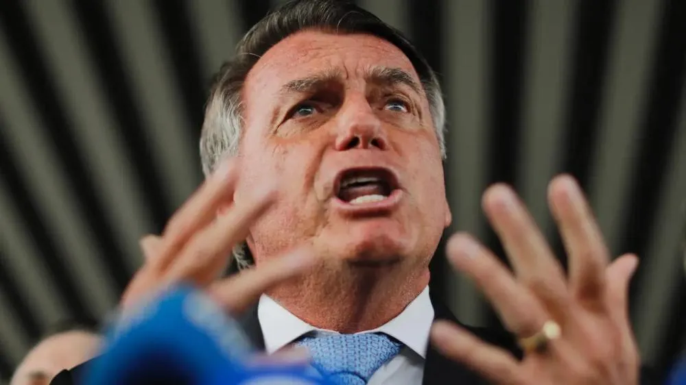 Arquivado pedido de prisão contra Bolsonaro