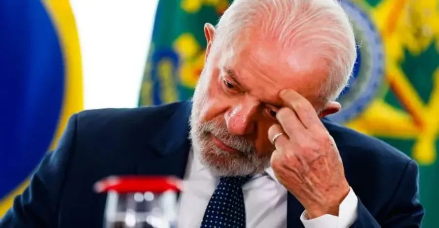 Maioria dos brasileiros rejeita candidatura de Lula em 2026, aponta pesquisa