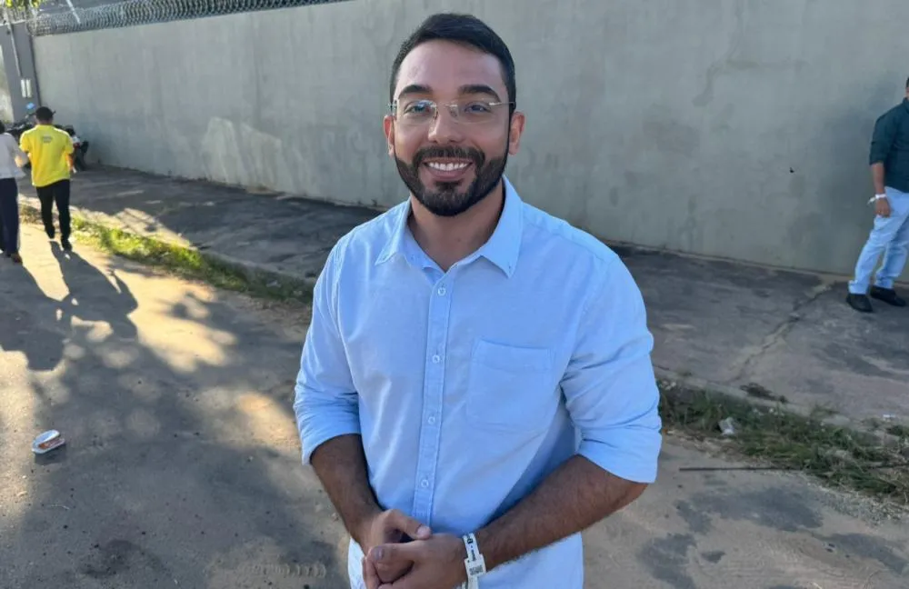 Prefeito de Parnaíba exonera todos os cargos comissionados