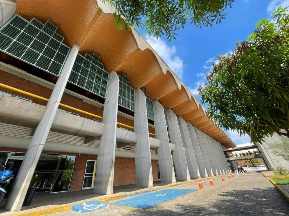 Palácio Petrônio Portella completa 40 anos como símbolo da democracia no Piauí