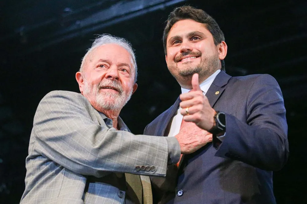 Juscelino Filho deixa o Ministério das Comunicações após denúncia da PGR