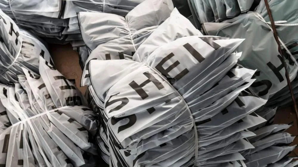 Produtos da Shein e Temu são encontrados com toxinas por autoridades sul-coreanas
