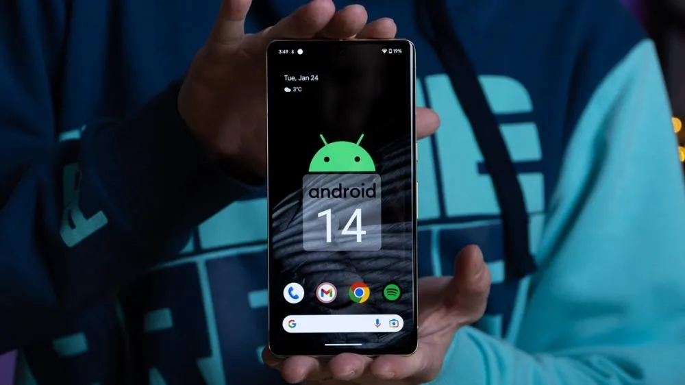 Apps surgem misteriosamente em celulares Android de brasileiros