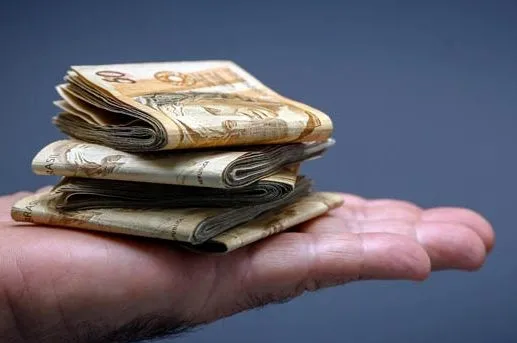 Doar não é só solidariedade - é estratégia fiscal: como transformar generosidade em abatimento no IR 2025