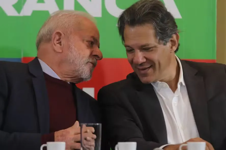 Governo adia pagamento de precatórios e acende alerta sobre risco fiscal no Brasil