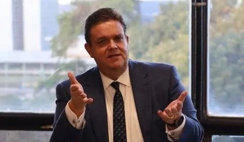 Lupi afunda com escândalo no INSS e PDT já articula plano B com Wolney Queiroz