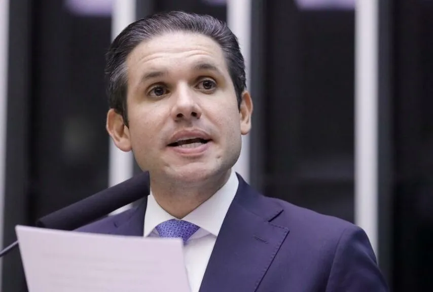 Câmara reage e suspende ação contra Ramagem: Um freio à expansão judicial?