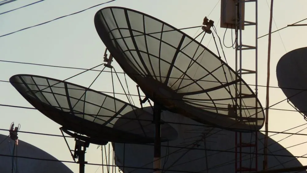 Globo desliga sinal e deixa parabólica analógica mais perto do fim