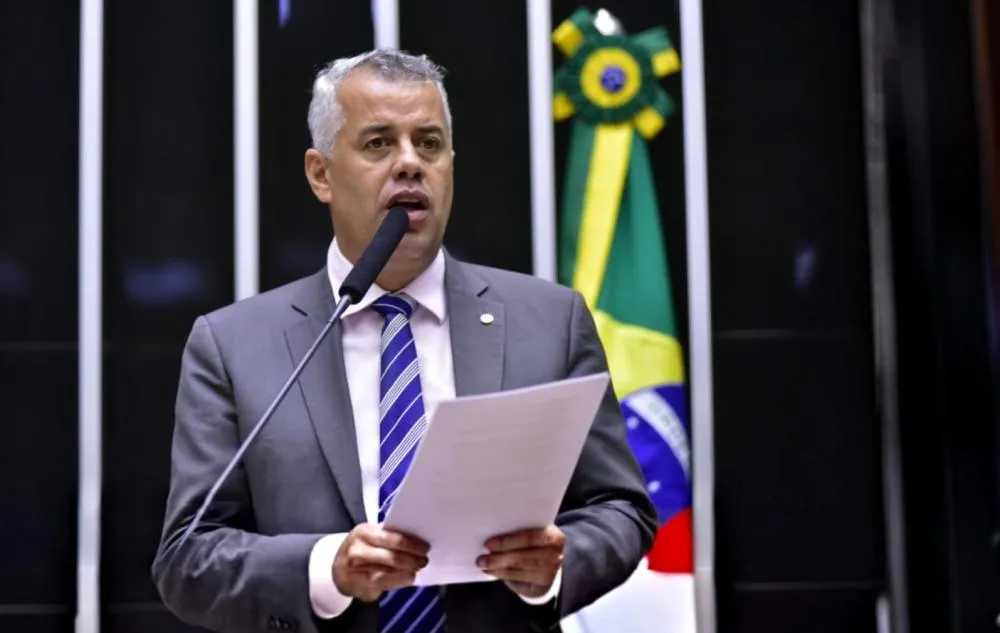 Lula e a “cautela” com a PF: interferência ou conluio no caso do roubo ao INSS?