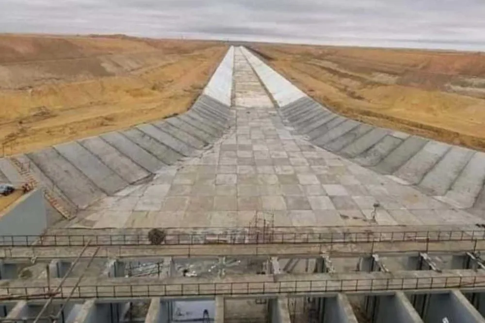 Transformação do deserto: Egito lança projeto ambicioso para criar o maior rio artificial do mundo e fertilizar o Saara