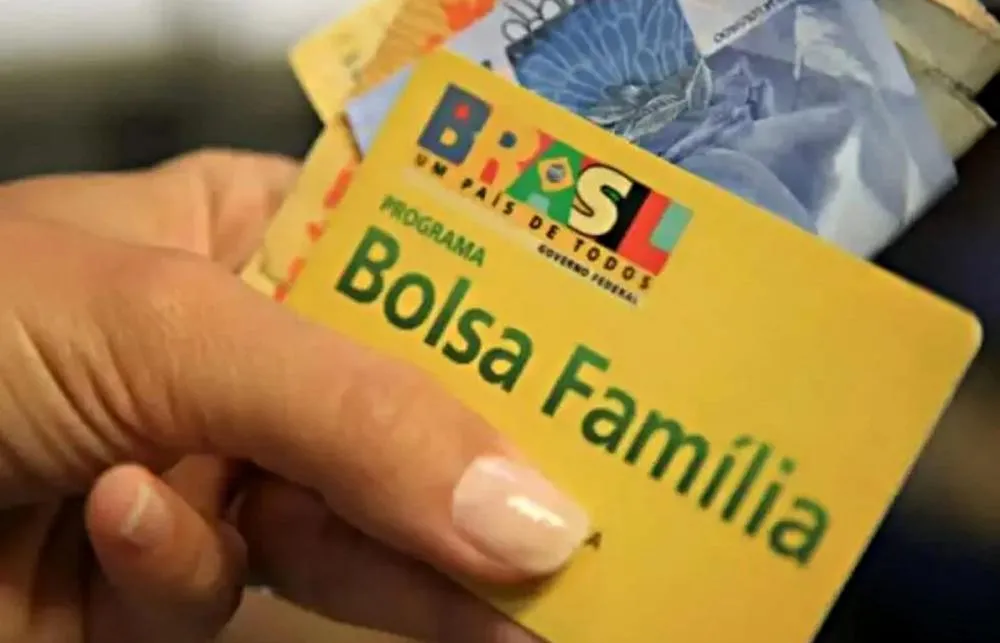 ASSISTENCIALISMO: Quando o Bolsa Família vira emprego por falta de alternativa
