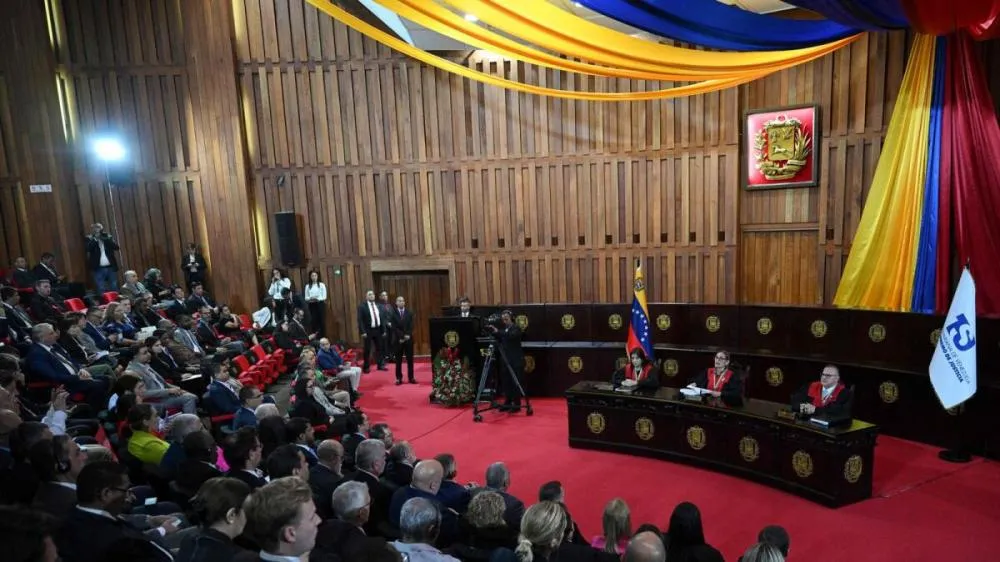 Supremo da Venezuela confirma vitória de Maduro