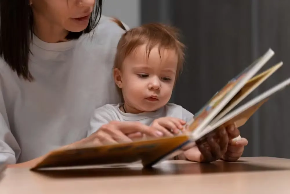 Como incentivar seu filho a gostar de livros (e de ler!) desde bebê?