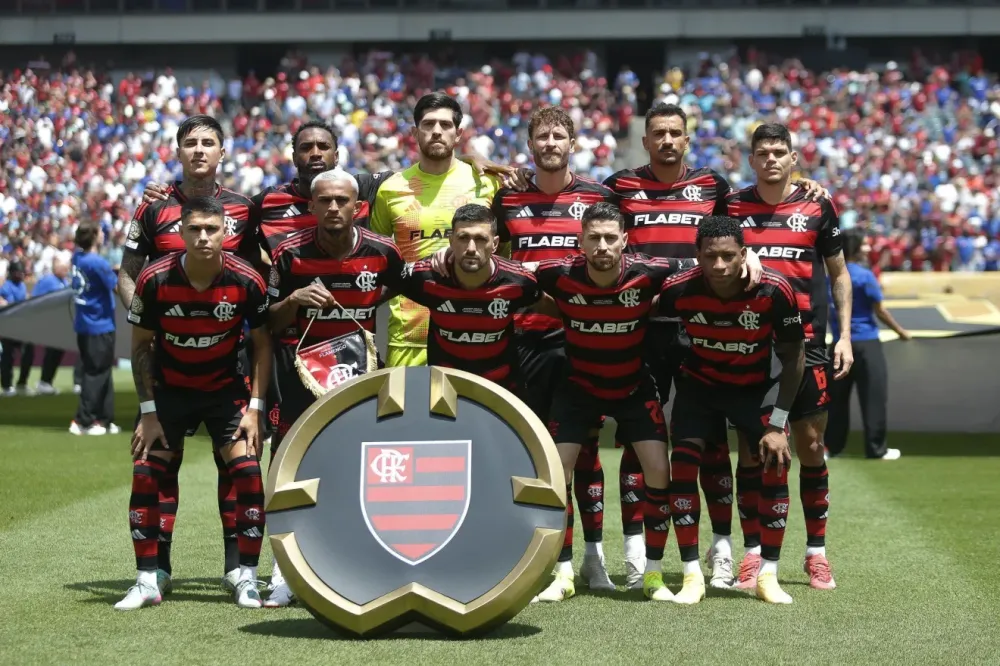 Flamengo vence Chelsea por 3 a 1 e se aproxima das oitavas do Mundial de Clubes