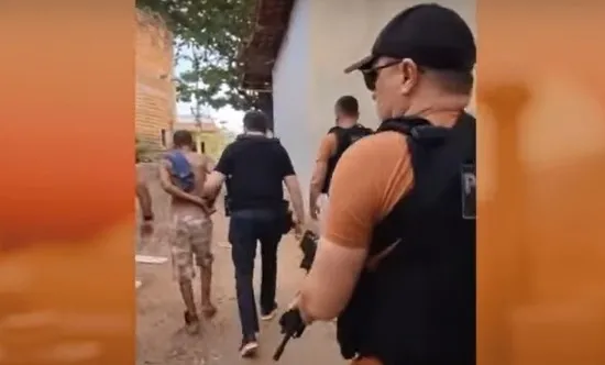 Trancado pela própria mãe: quando o amor vira cela