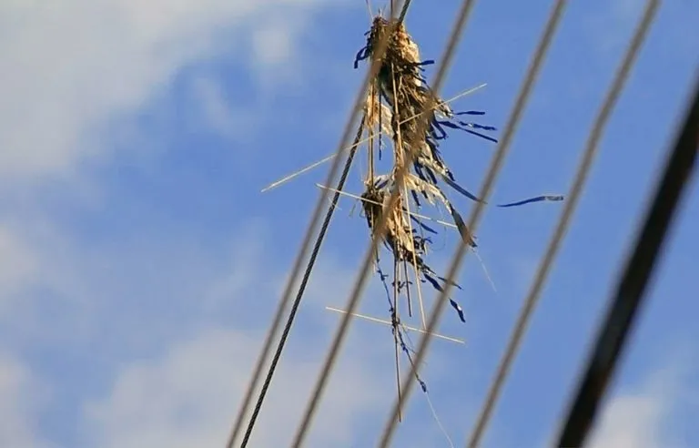 Soltar pipas perto da rede elétrica já causou quase 80 apagões no Piauí em 2025