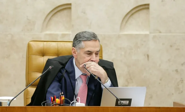STF impõe nova mordaça digital e camufla a censura sob o manto da proteção democrática
