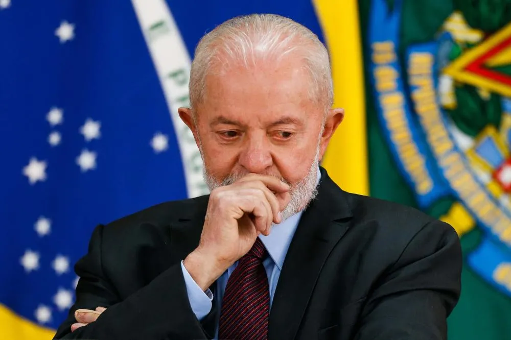 The Economist: Lula perde força no exterior e enfrenta queda de popularidade no Brasil