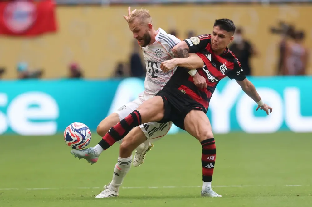Flamengo sofre com início desastroso e é eliminado pelo Bayern na Copa do Mundo de Clubes