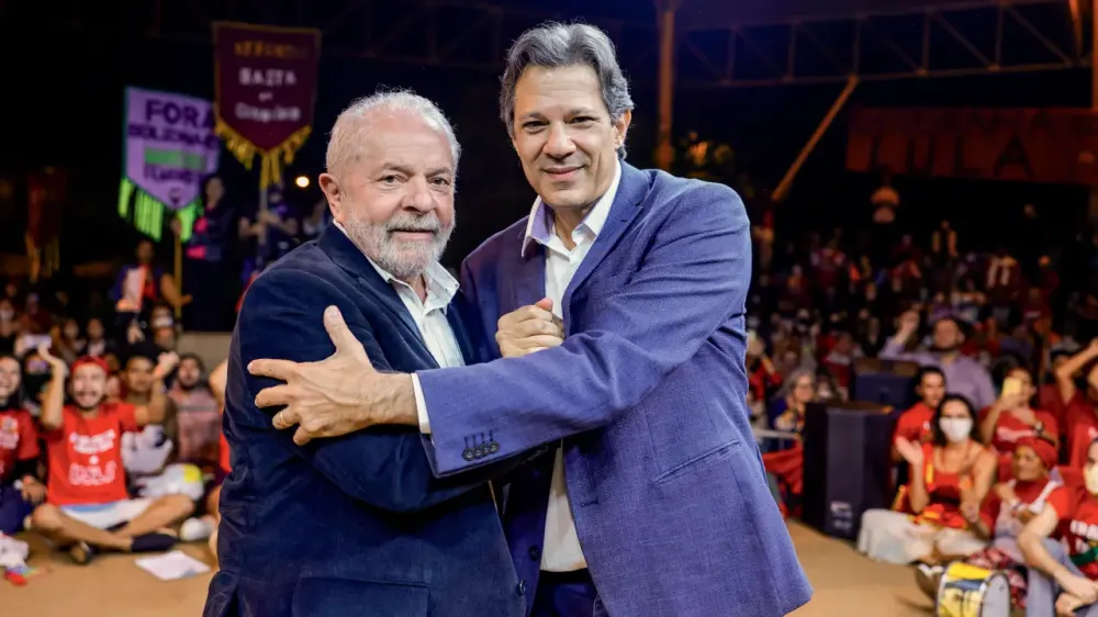 Lula sai em defesa de Haddad: “Paga o preço por ser honesto”