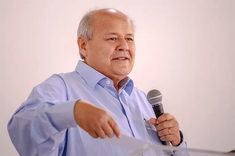 Presidente da FMS pede exoneração e deixa cargo em meio a estado de emergência na saúde