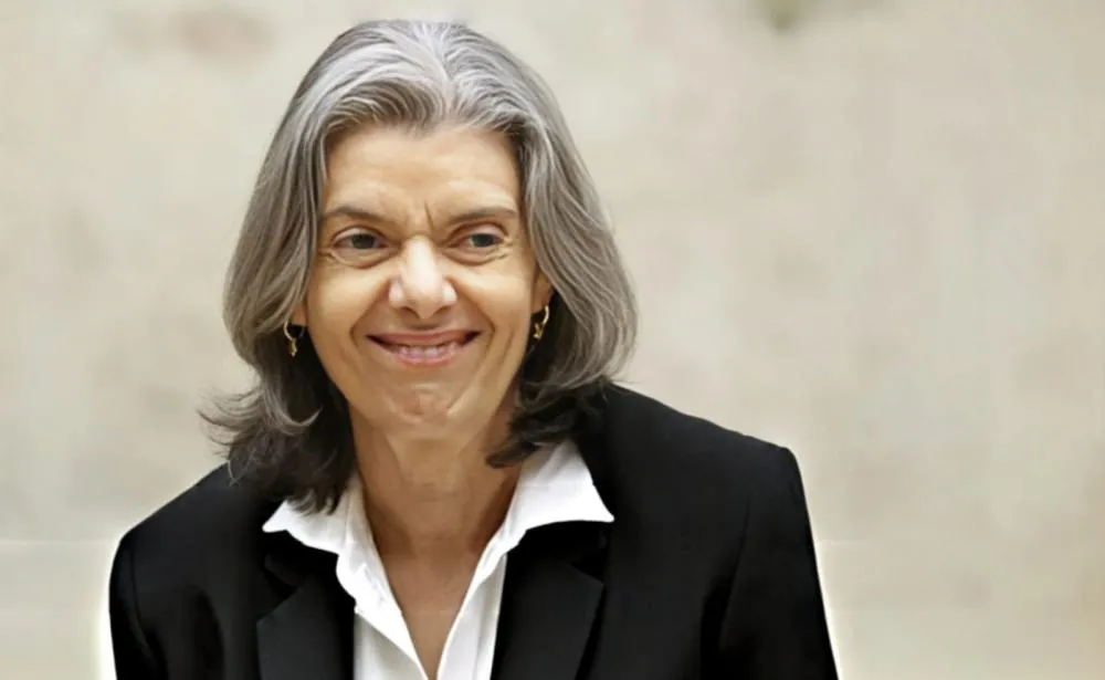 “Tiranos são outros” - A fala infeliz da ministra Cármen Lúcia e o abismo entre o STF e o povo