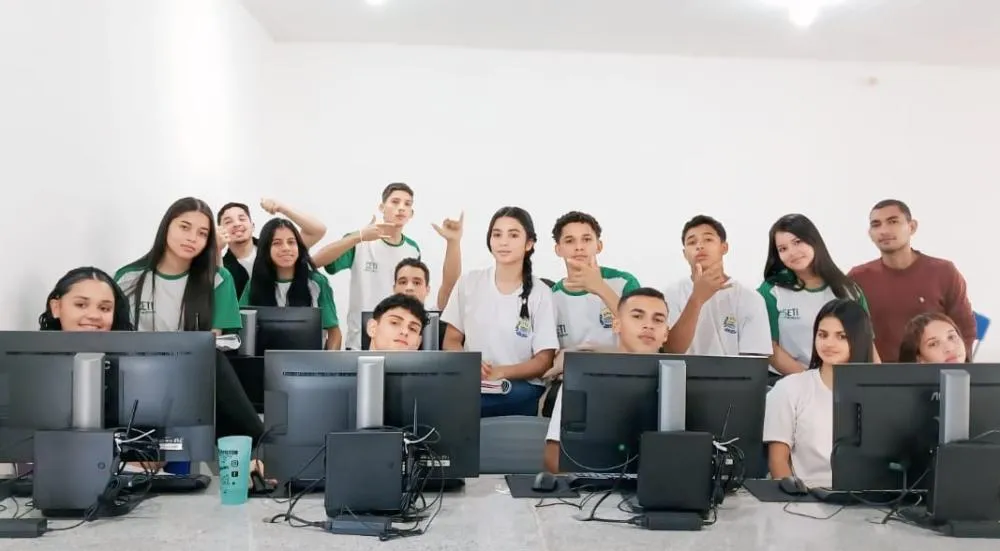 Alunos do interior do Piauí criam app para combater desperdício da merenda escolar