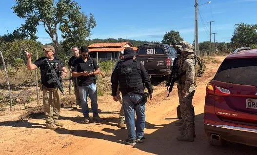 Caçada sem trégua: polícia entra no segundo dia de buscas por assassino de delegado no Maranhão