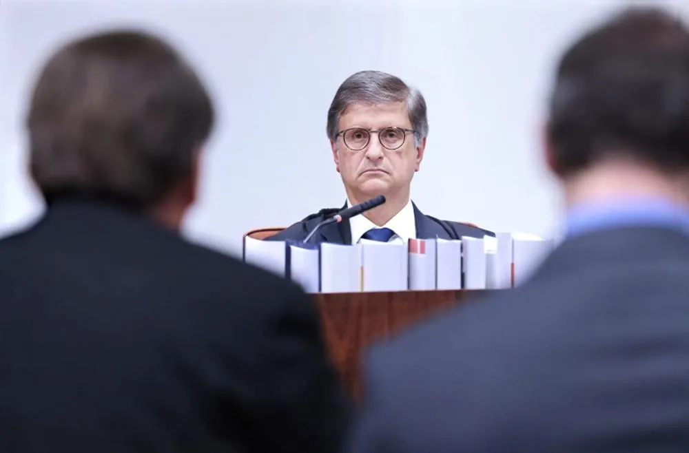 Com carimbo de Gonet, STF avança contra Bolsonaro: justiça ou teatro de exceção?