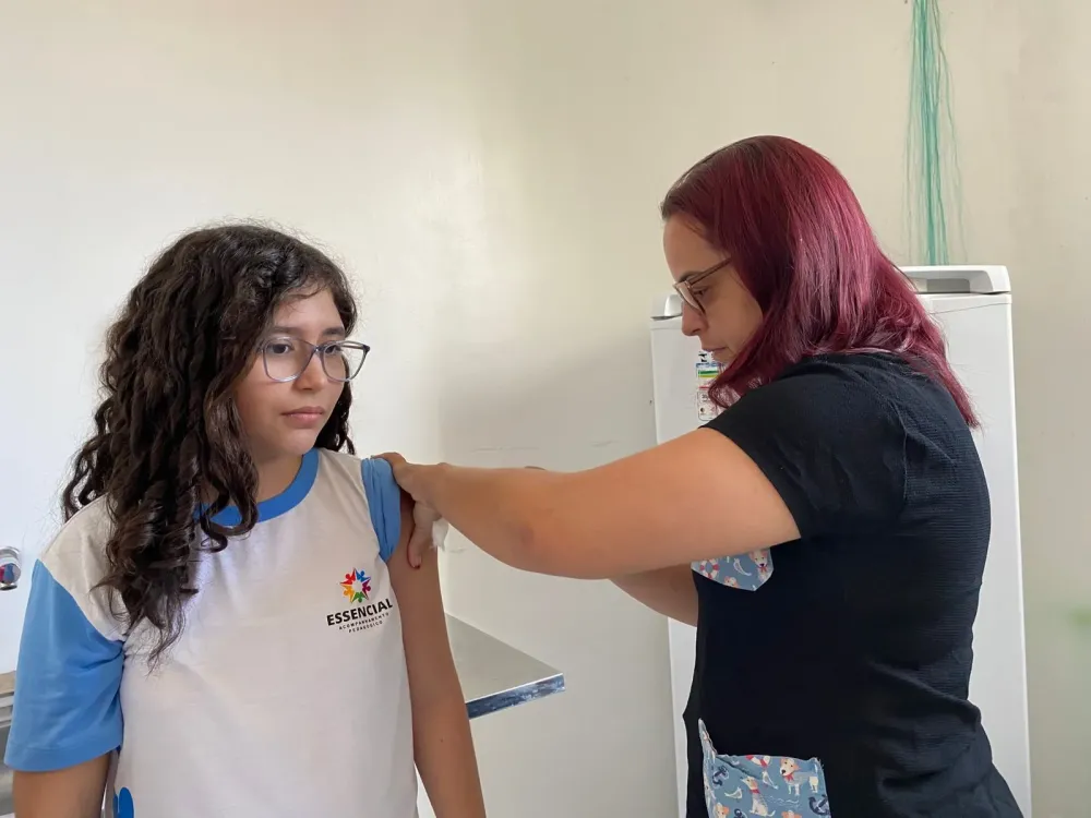 Teresina amplia vacinação contra a dengue para crianças e adolescentes de 10 a 14 anos