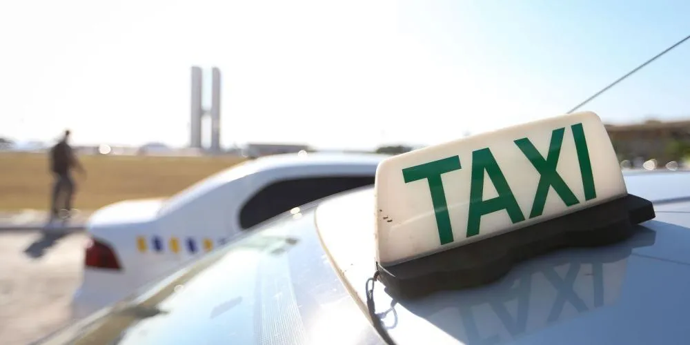 Taxistas do Piauí ganham isenção na taxa de verificação de taxímetros
