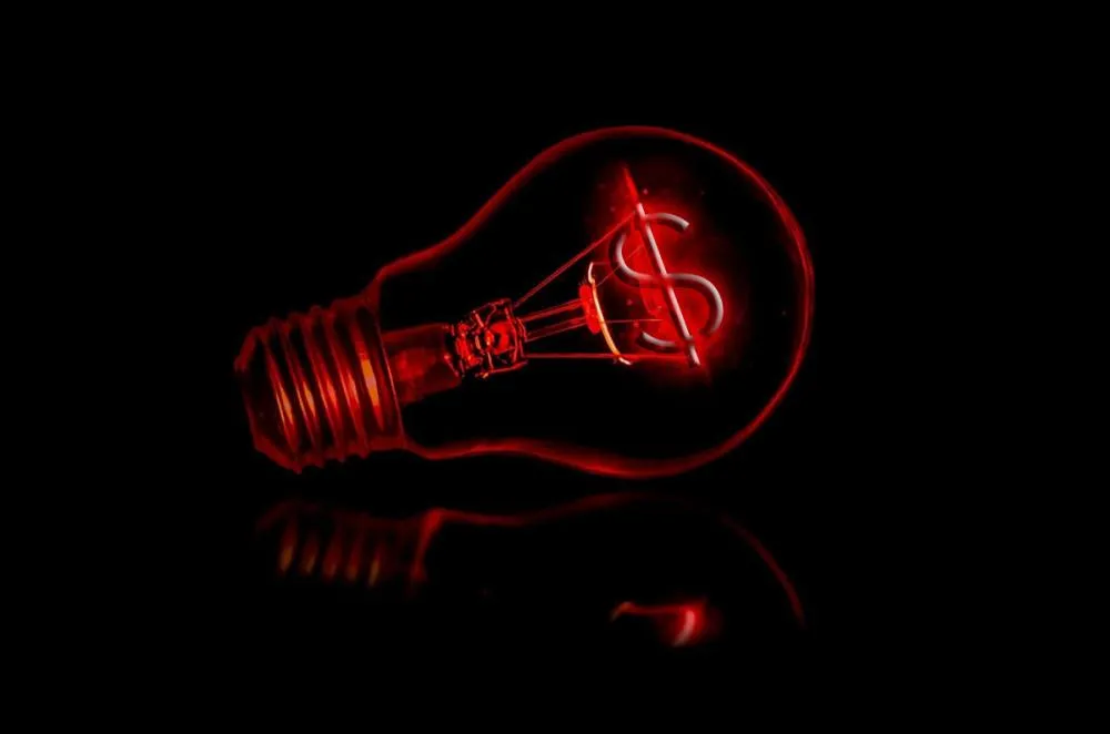 Conta de luz vai pesar no bolso em agosto com nova bandeira tarifária