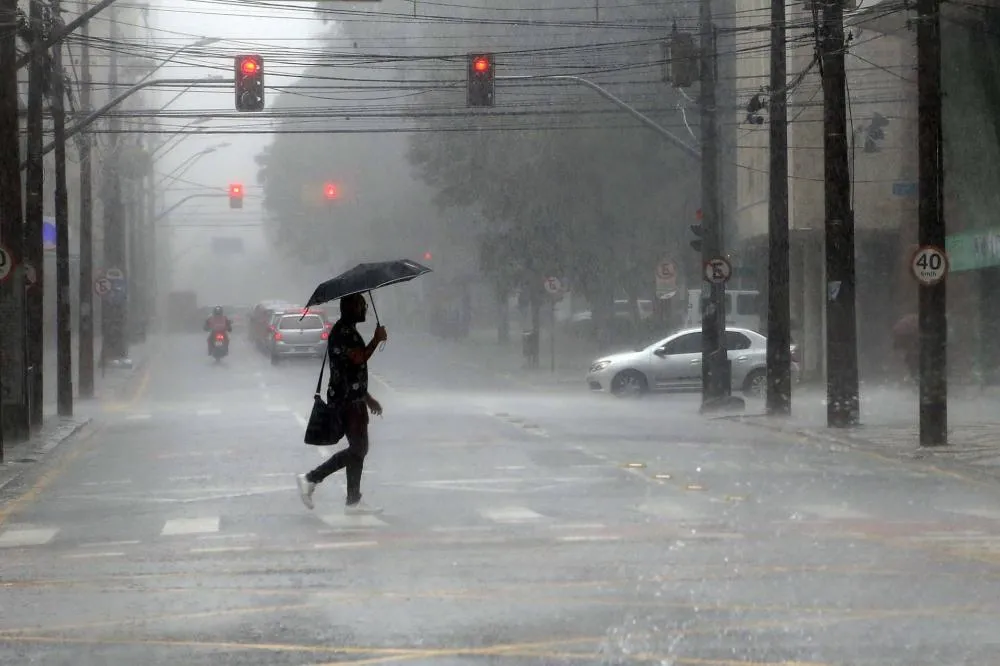 Chuvas devem seguir até sexta (1º) no Piauí, com temperaturas ainda elevadas