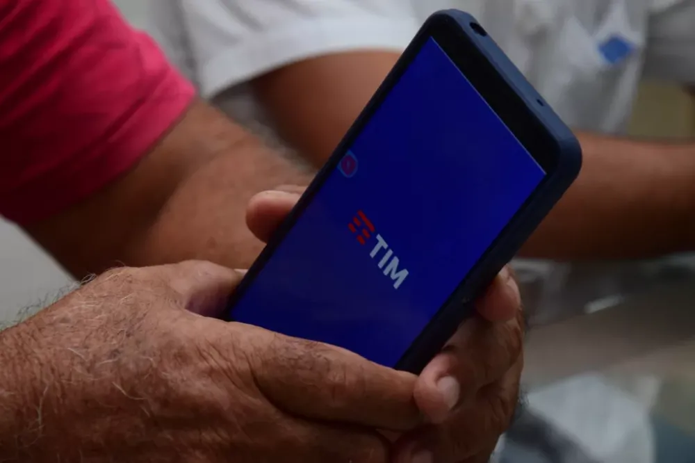 Clientes da TIM em Teresina enfrentam instabilidade em serviços de telefonia e internet móvel