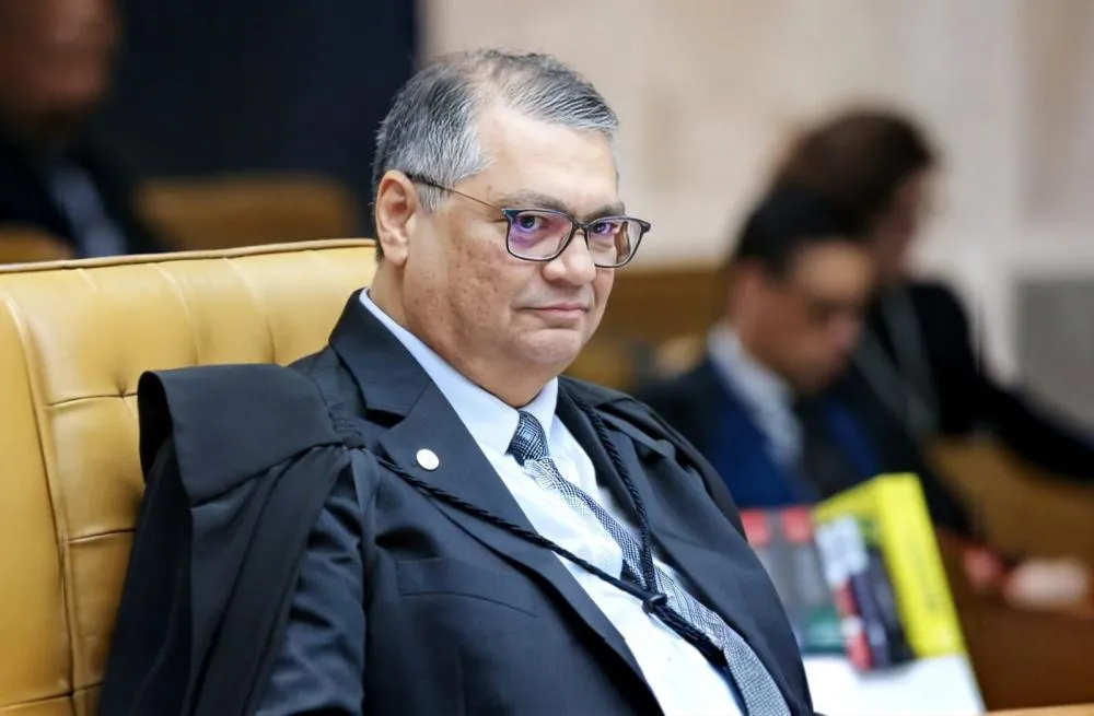 STF ou Clube do Bolinha? Quando a toga vira capa de compadre