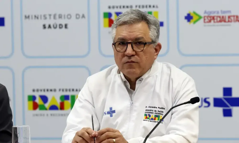EUA cancelam vistos de esposa e filha de Padilha, ministro da Saúde