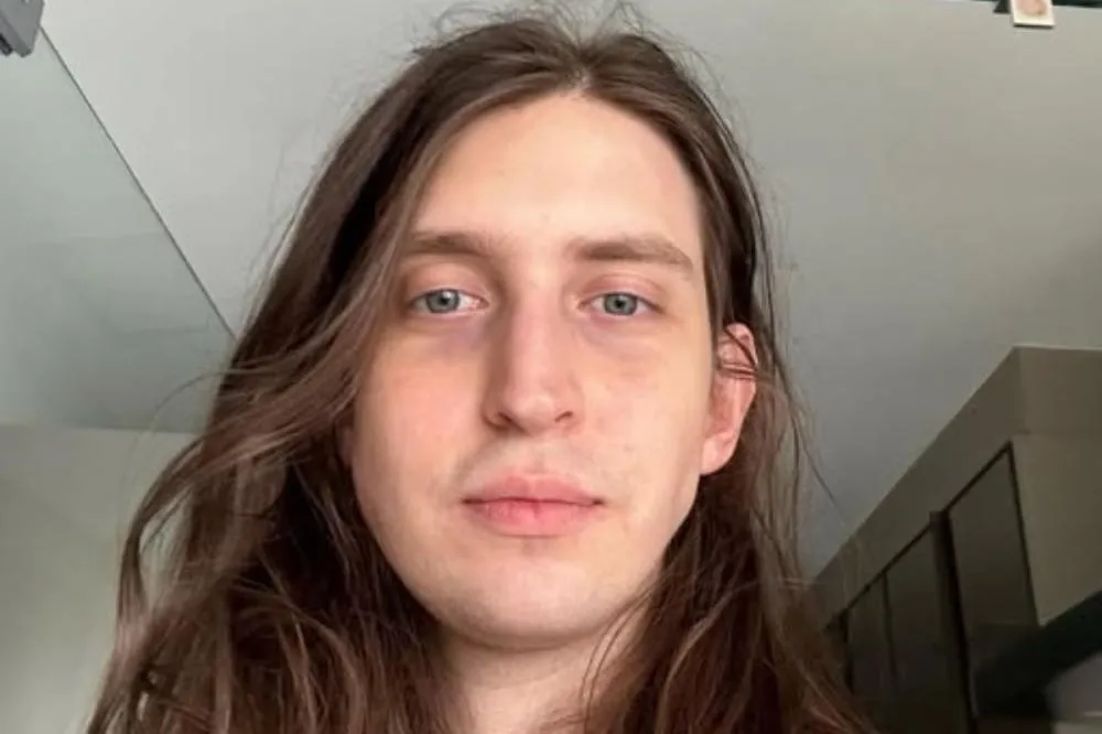 Youtuber Felca reage após ameaças de morte: “Não vou parar”