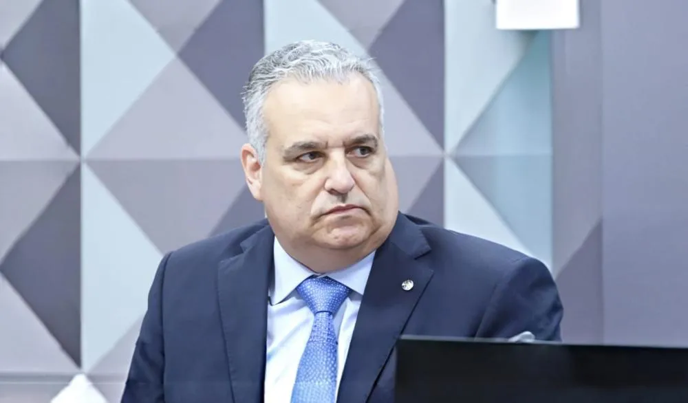 Relator da CPMI promete investigar roubos no INSS desde Dilma: “Ladrões não faltam”