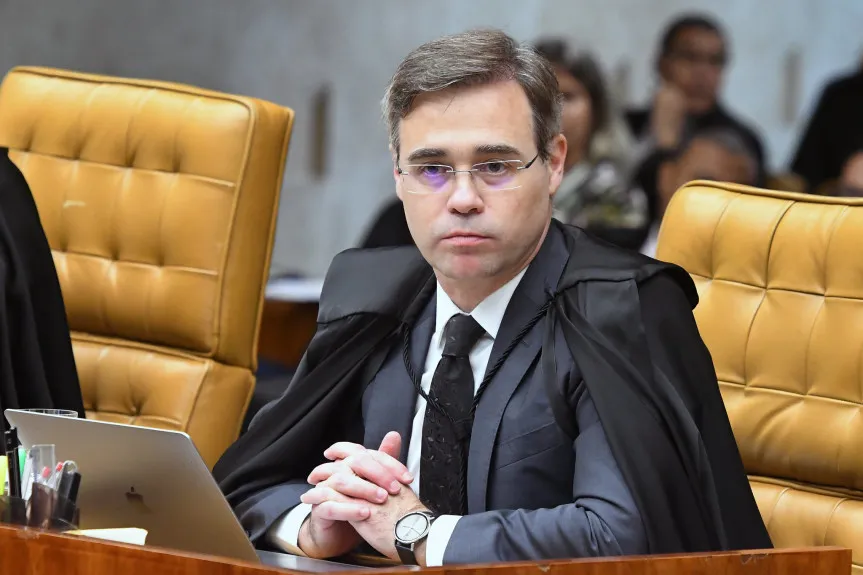 Ministro André Mendonça assume investigação sobre fraudes bilionárias no INSS