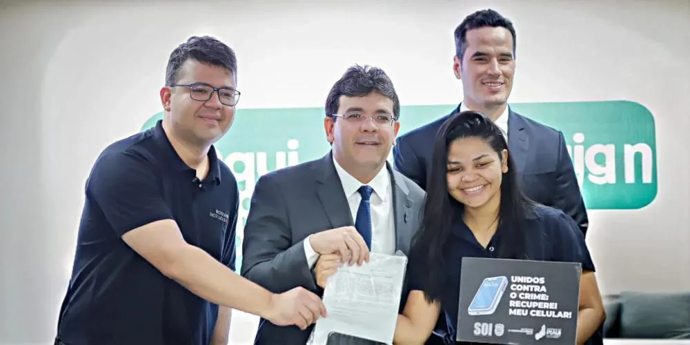 Devolução de celular roubado: Segurança Pública ou Espetáculo?