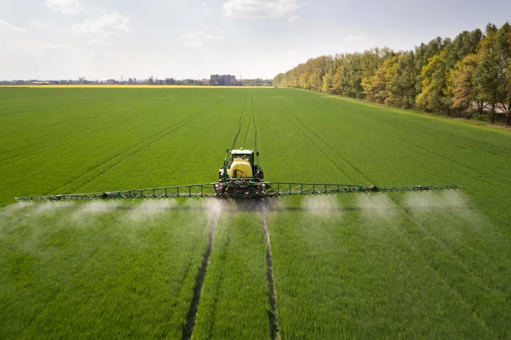 Brasil registra aumento de 37% no cancelamento de registros de agrotóxicos